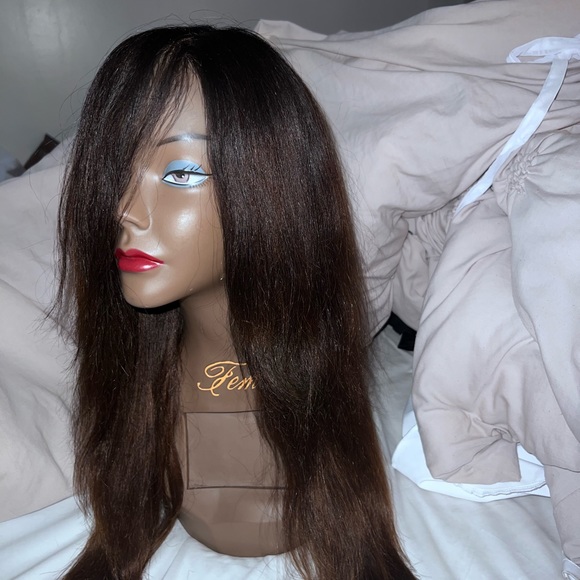 Brazilian authentic lace front wig - Picture 9 of 9